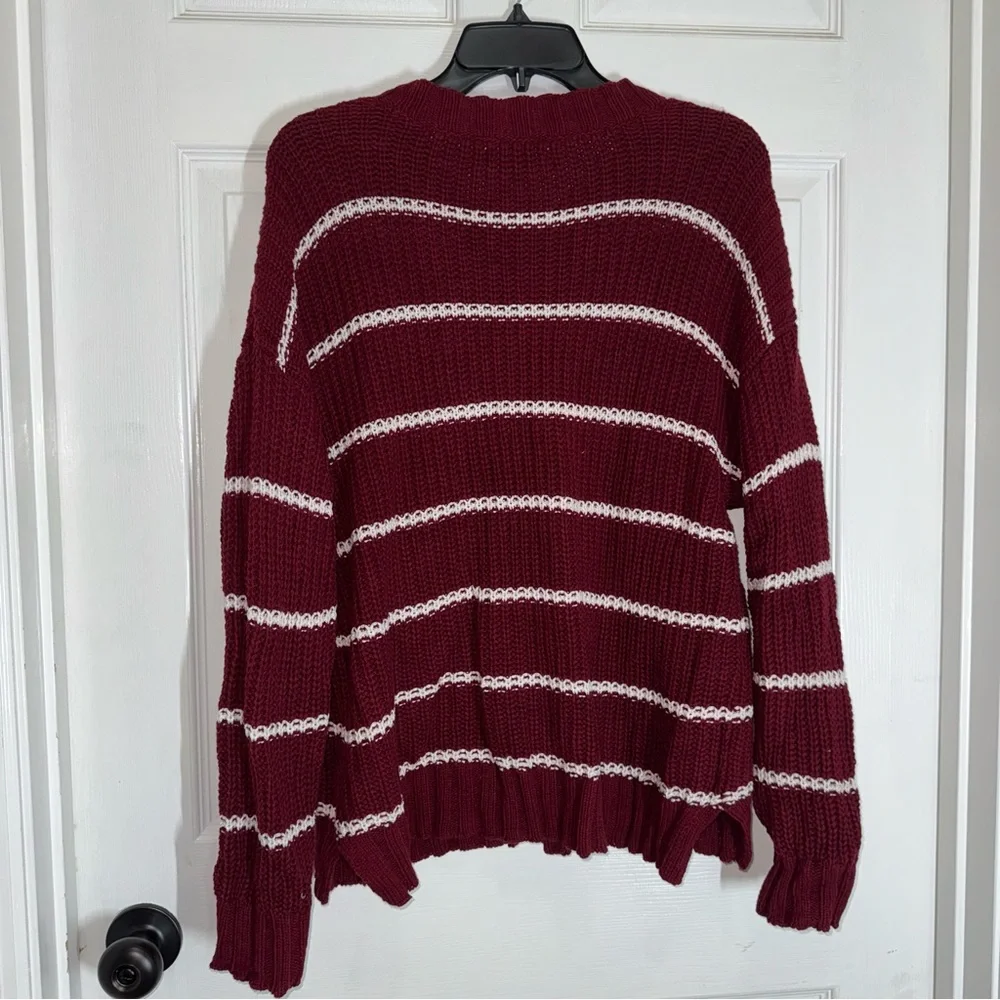 M157 American Eagle Outfitters Dark Red Burgundy Knit Sweater with White Stripes - Picture 10 of 13